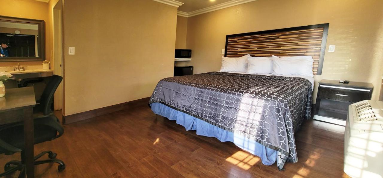 'לונג ביץ Ruby Motel מראה חיצוני תמונה