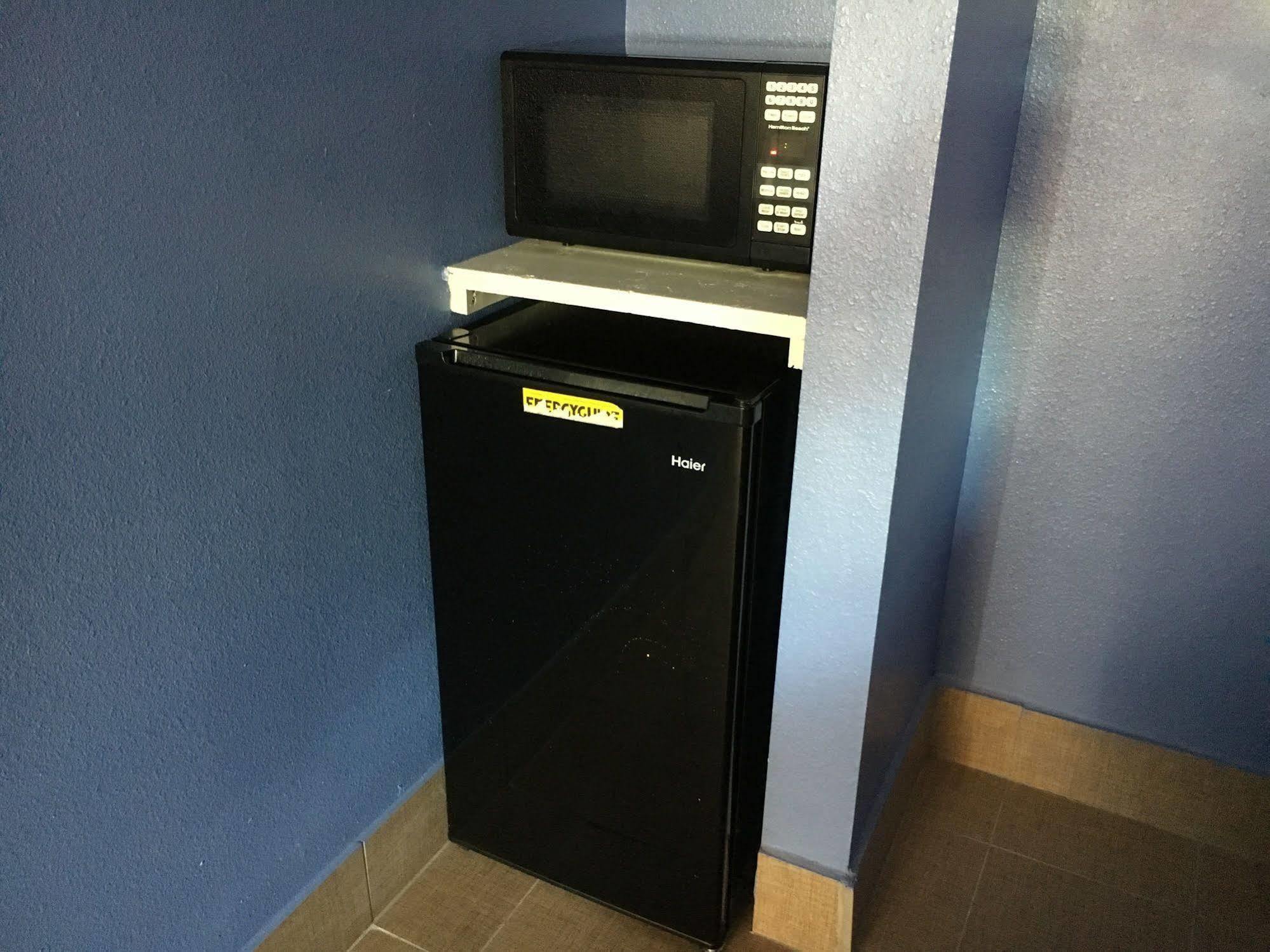 'לונג ביץ Ruby Motel מראה חיצוני תמונה